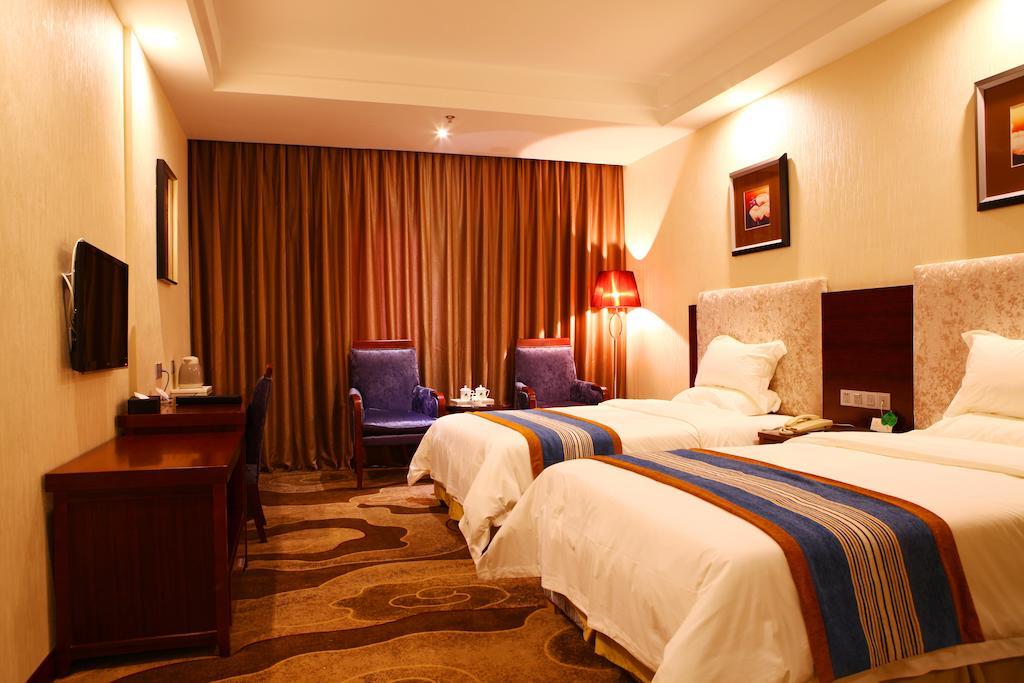 Mingcheng Times Hotel Csengtu Szoba fotó