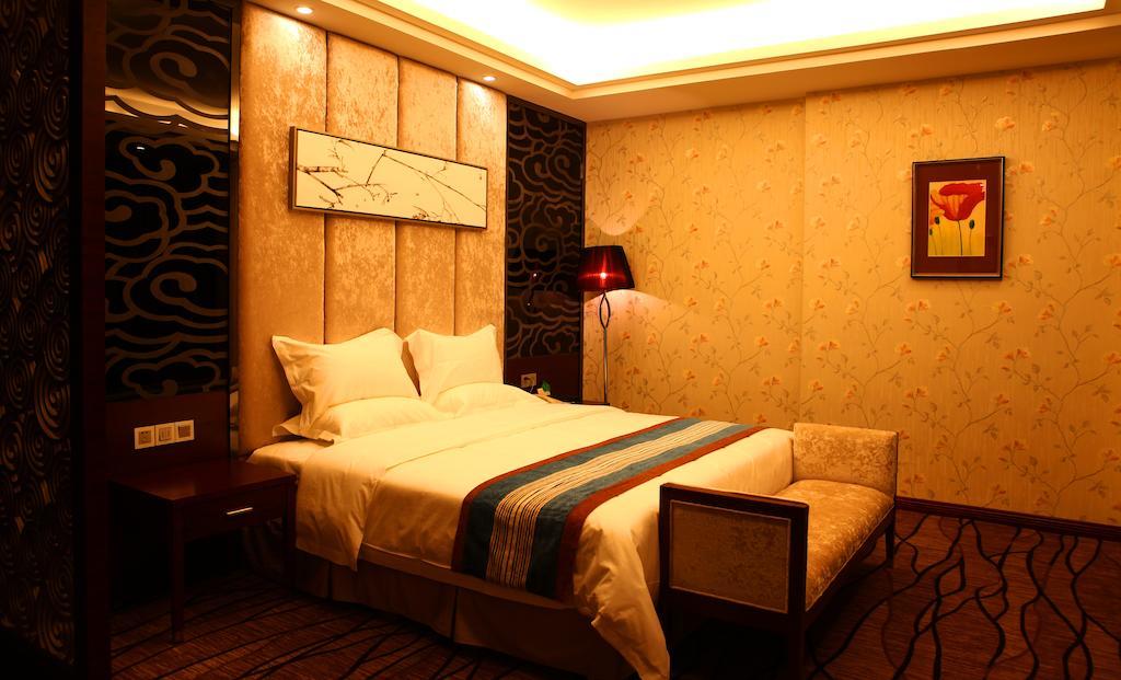 Mingcheng Times Hotel Csengtu Szoba fotó