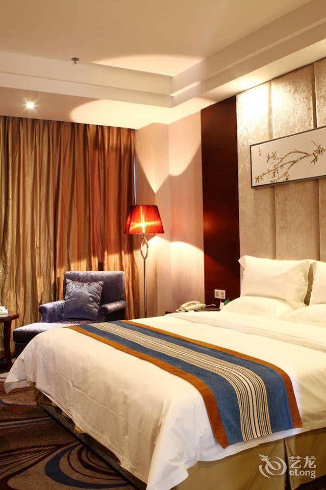 Mingcheng Times Hotel Csengtu Kültér fotó